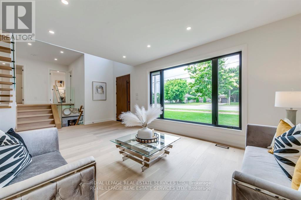 559 Walkers Line Property Photo 13