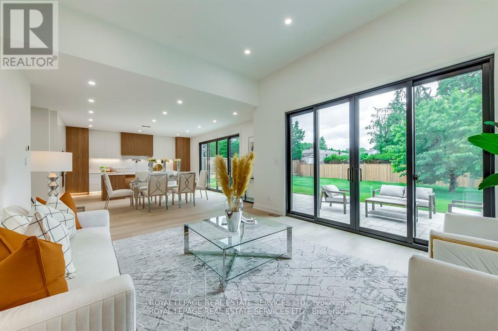 559 Walkers Line Property Photo 15