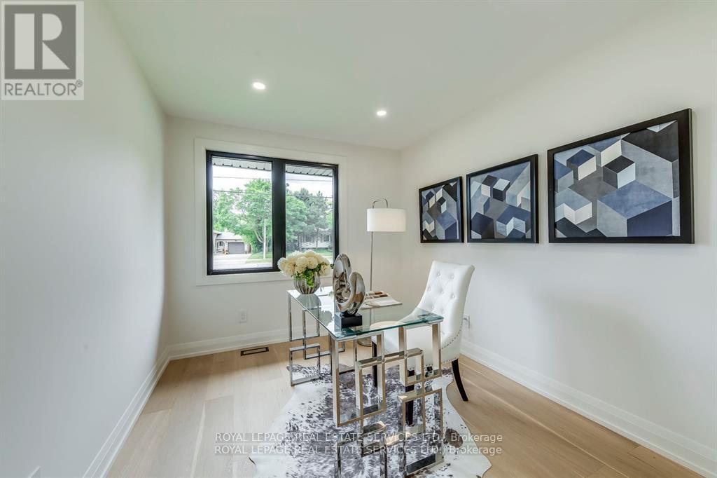 559 Walkers Line Property Photo 24