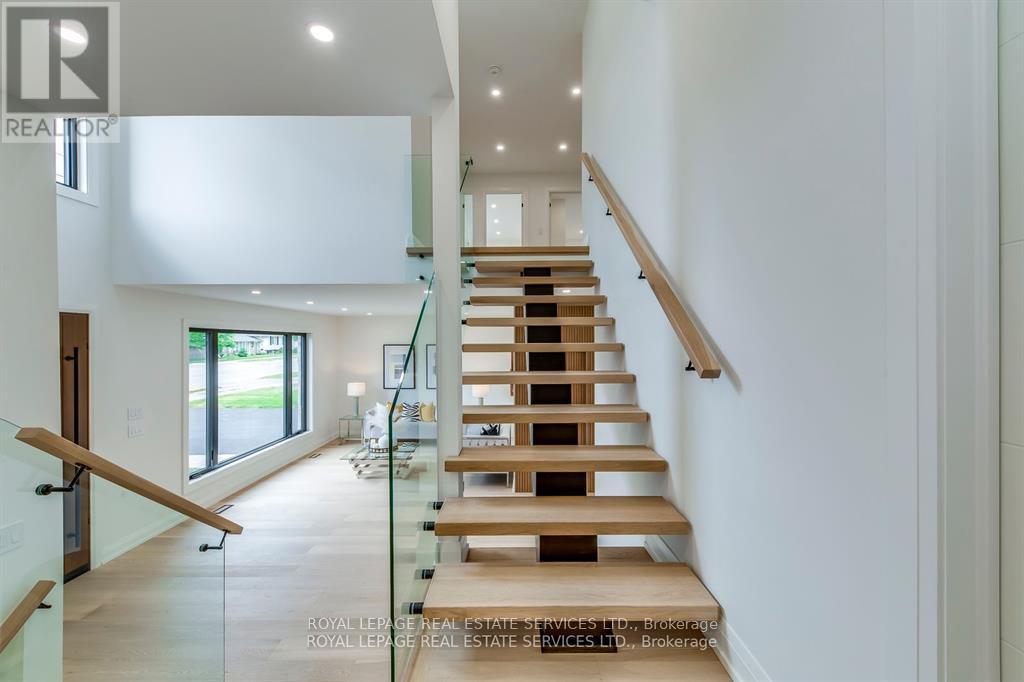 559 Walkers Line Property Photo 28