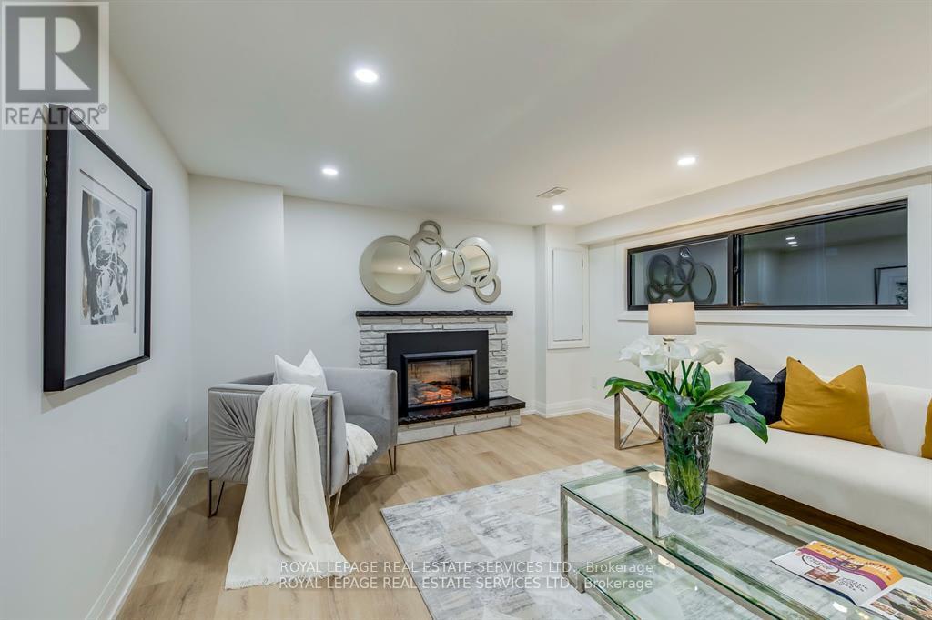 559 Walkers Line Property Photo 39