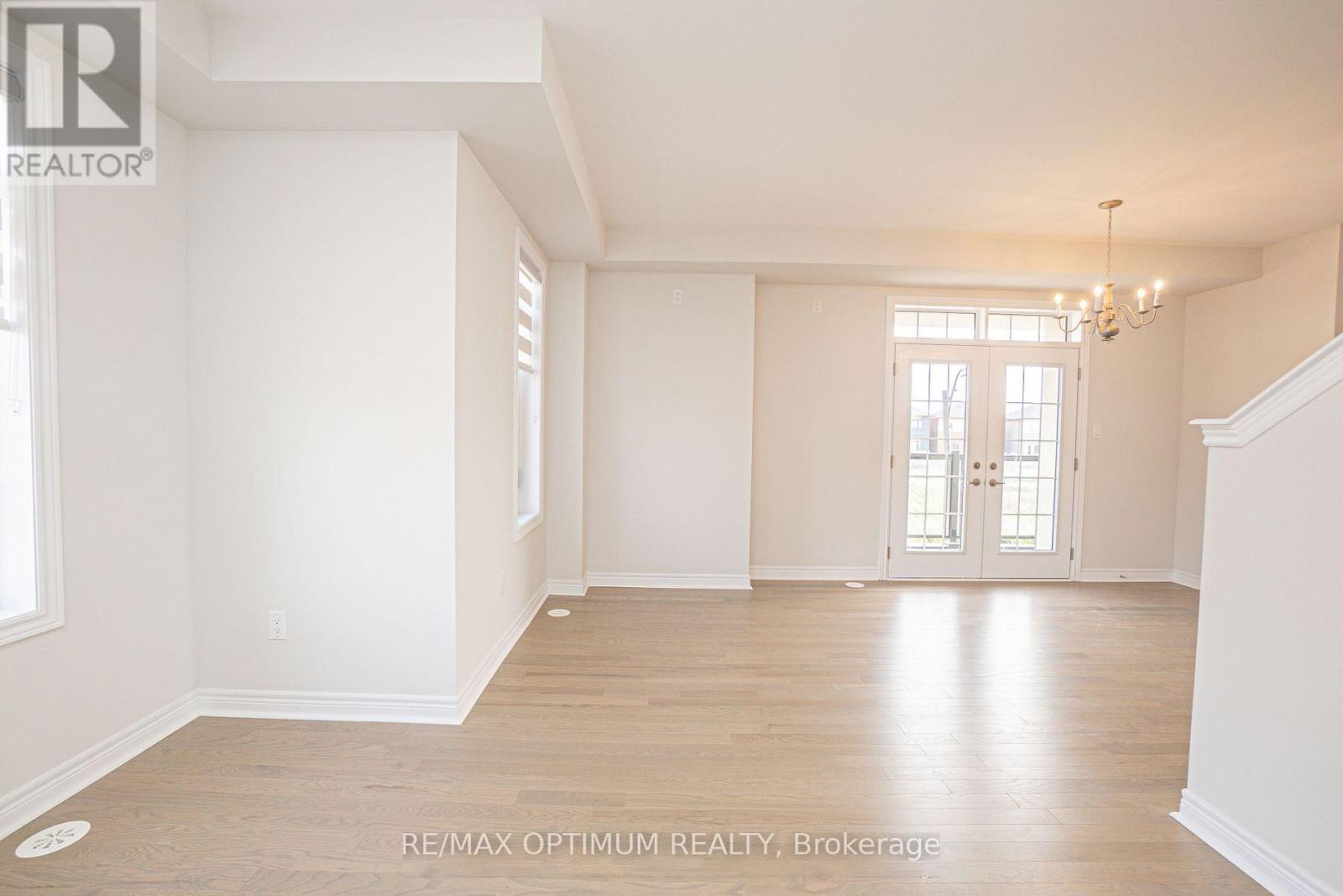 70 Keyworth Crescent Property Photo 5