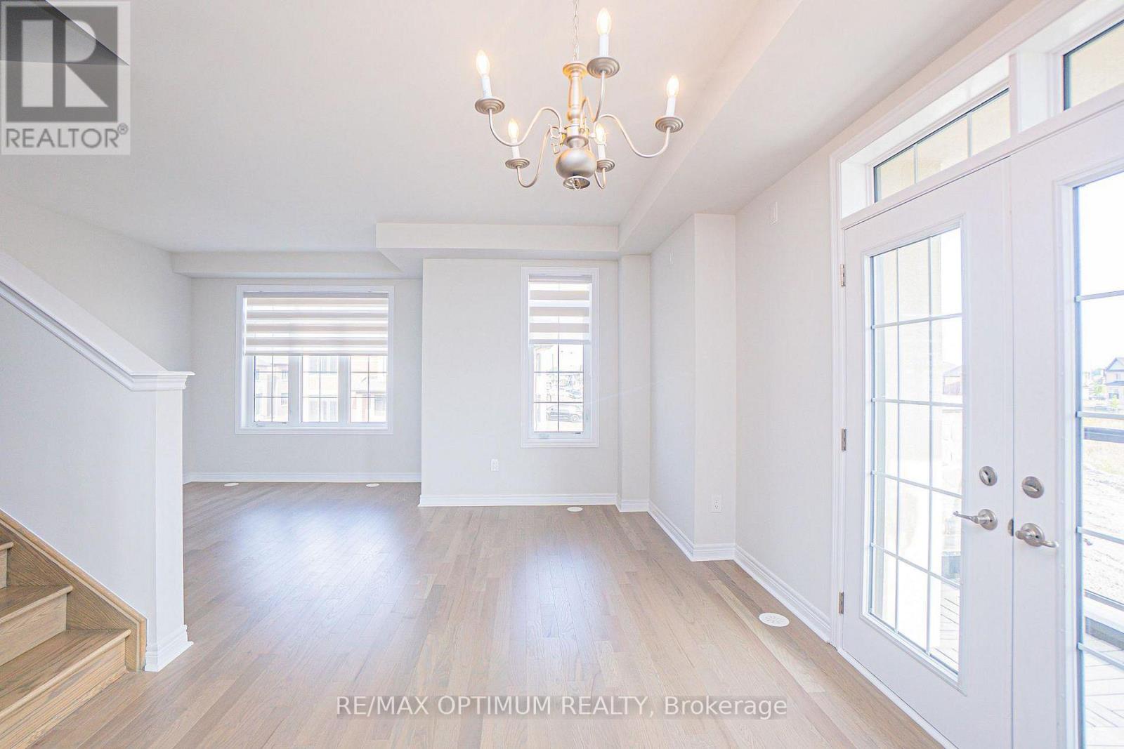 70 Keyworth Crescent Property Photo 6