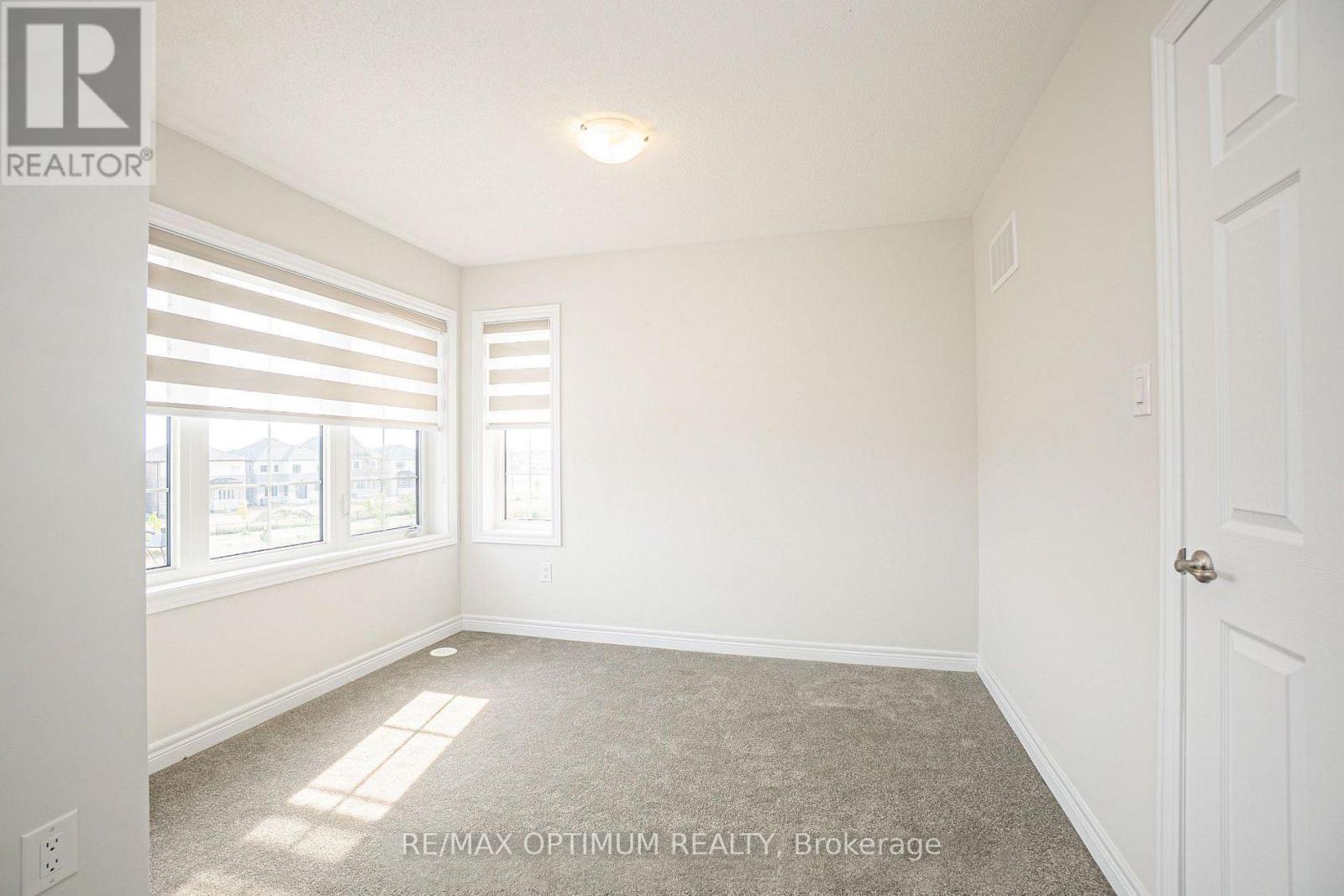 70 Keyworth Crescent Property Photo 13