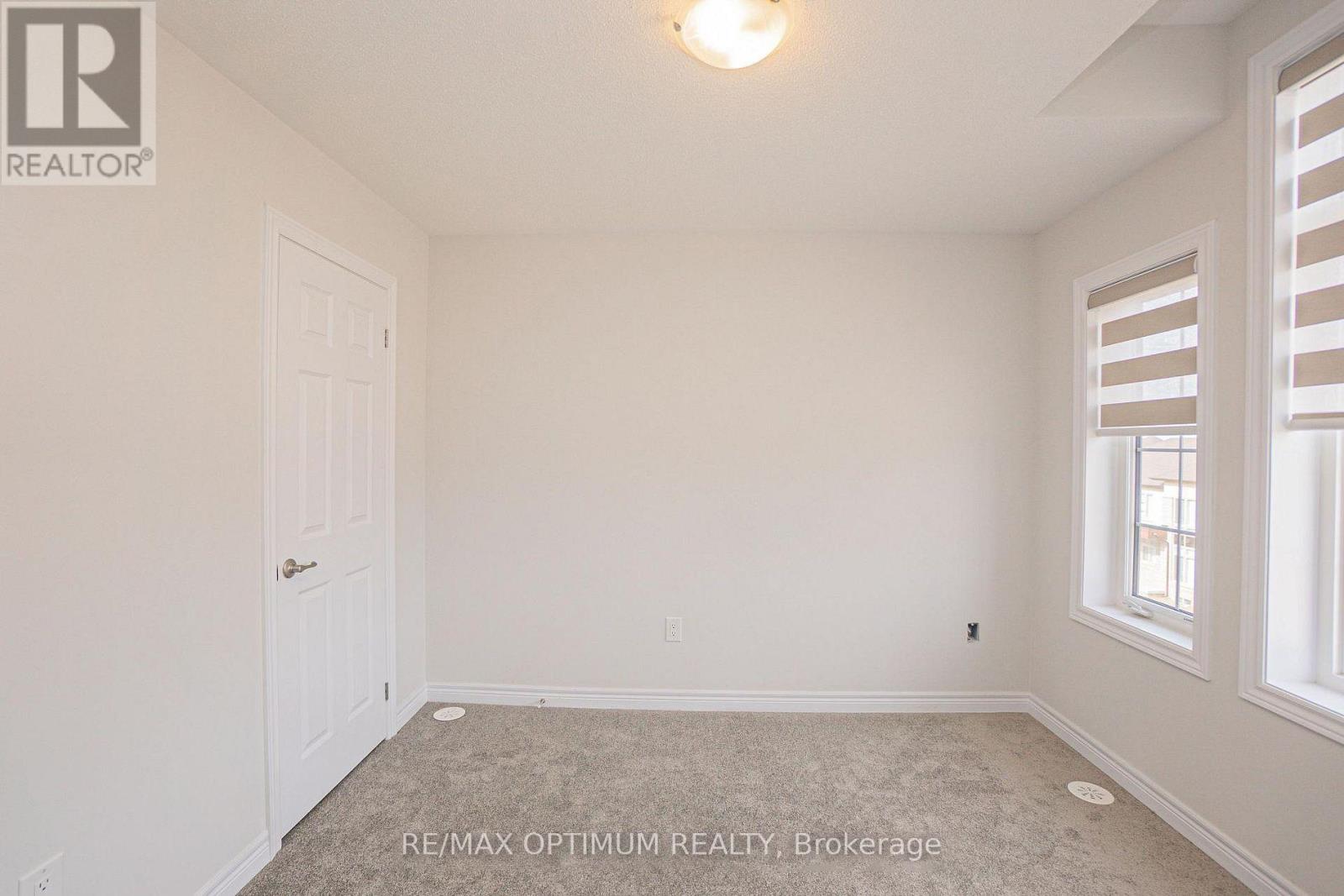 70 Keyworth Crescent Property Photo 16