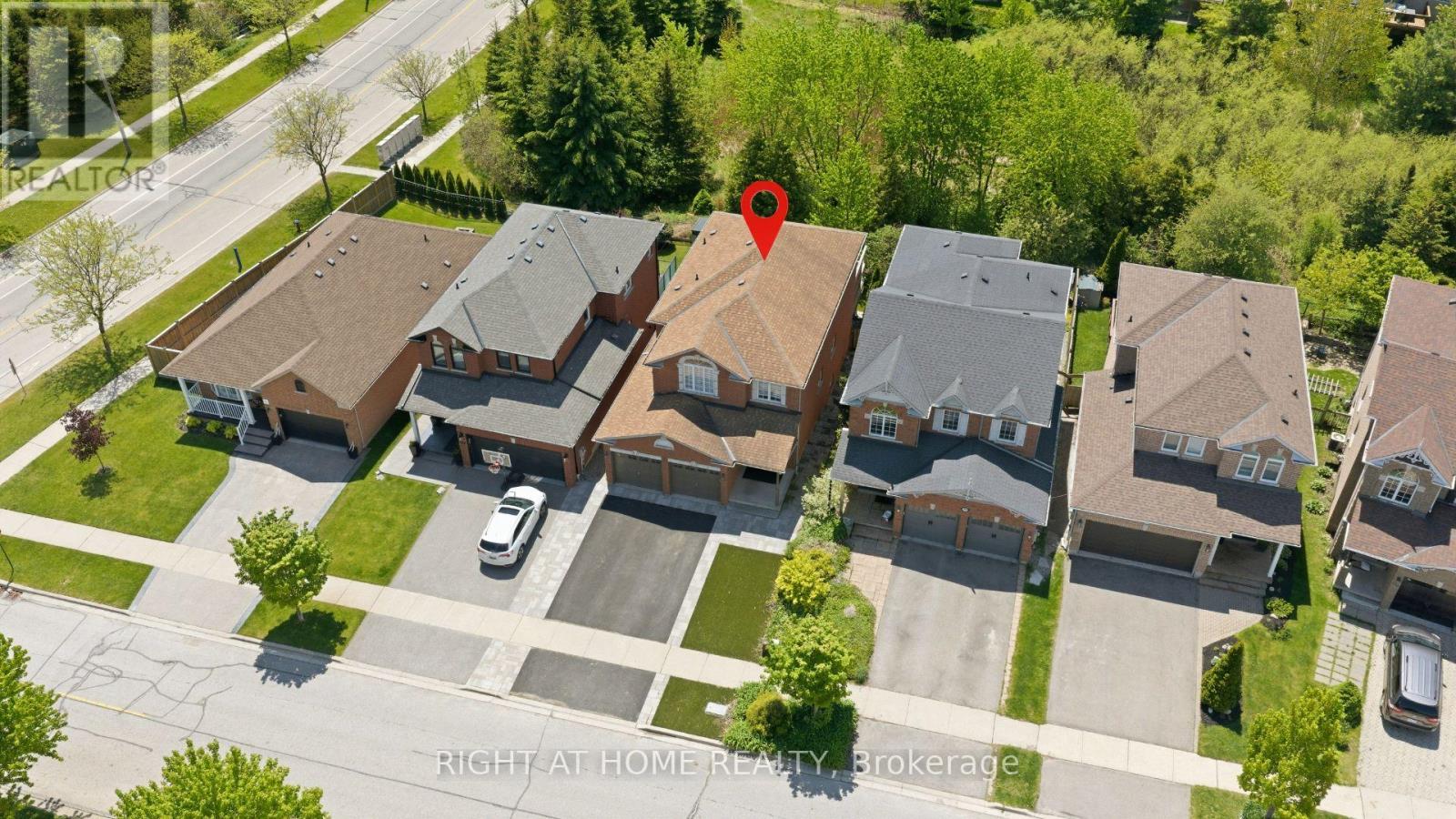 182 MOWAT CRESCENT