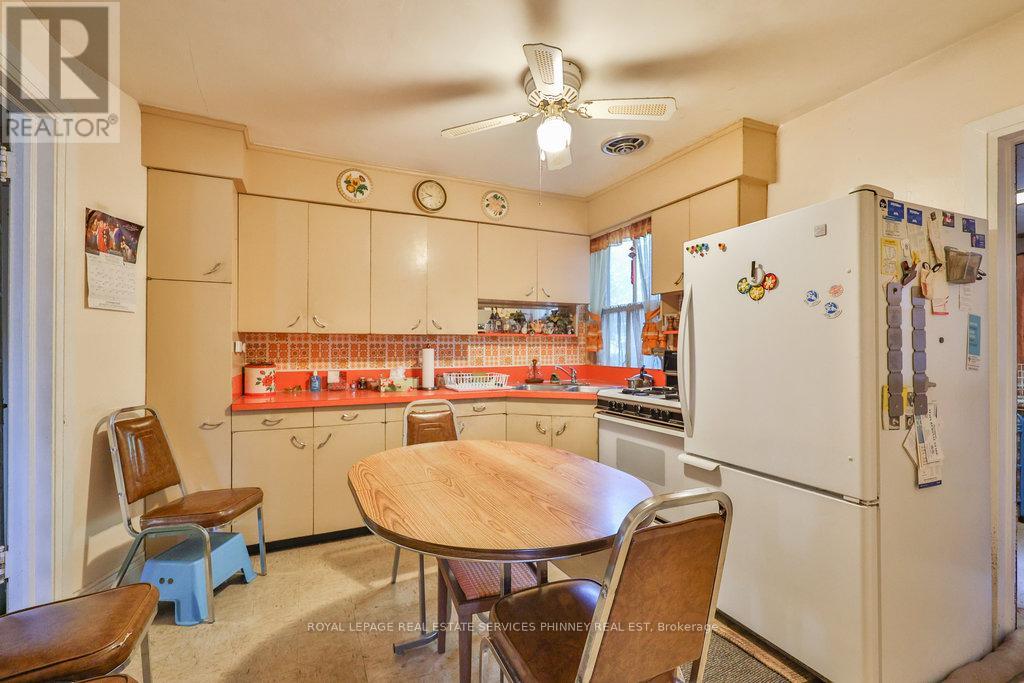 945 Beechwood Avenue Property Photo 25