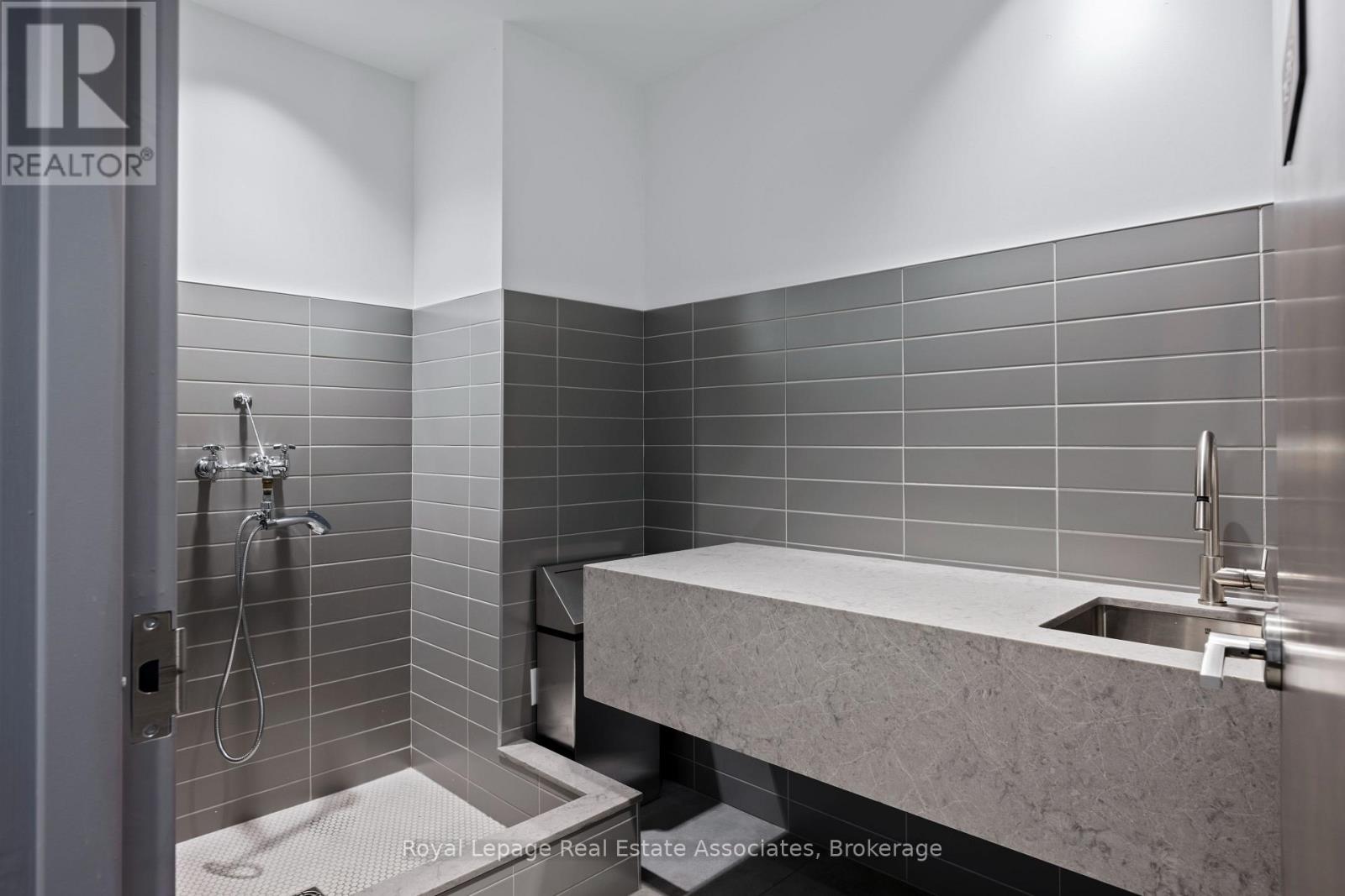 209 - 42 Mill Street Property Photo 46