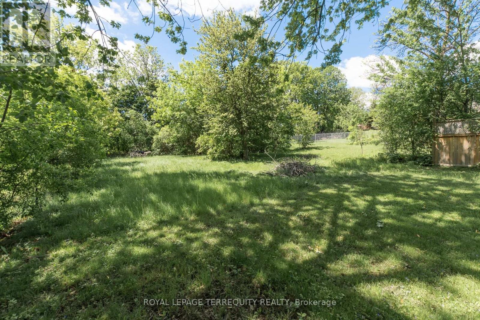 3056 Parkerhill Road Property Photo 5