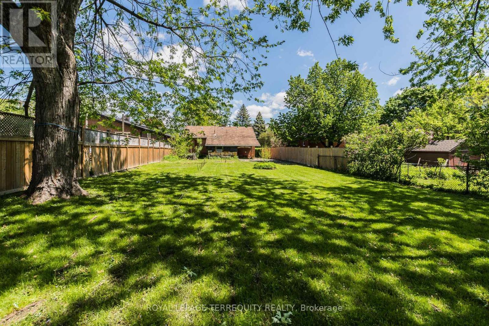 3056 Parkerhill Road Property Photo 6