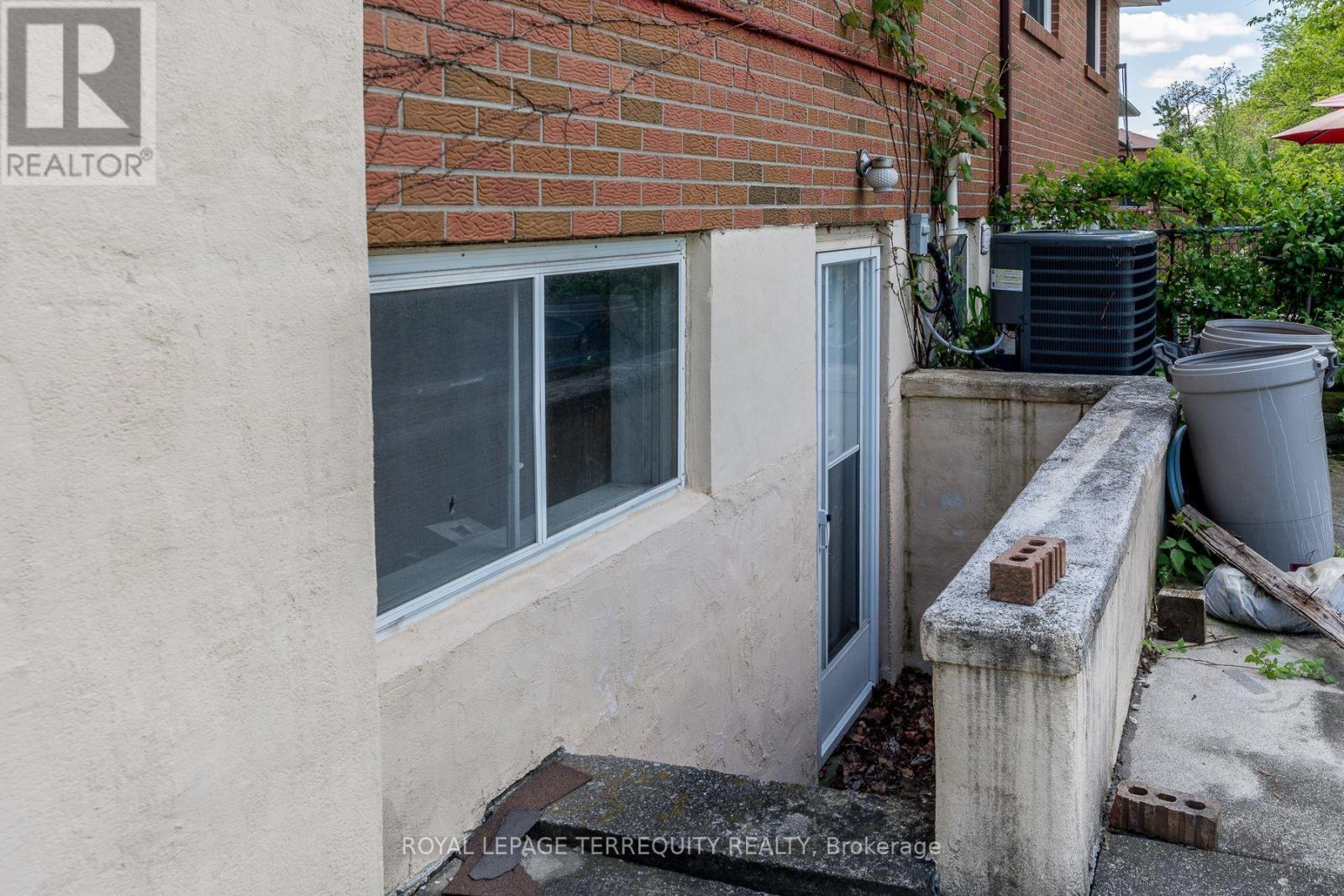 783 Annamore Road Property Photo 3