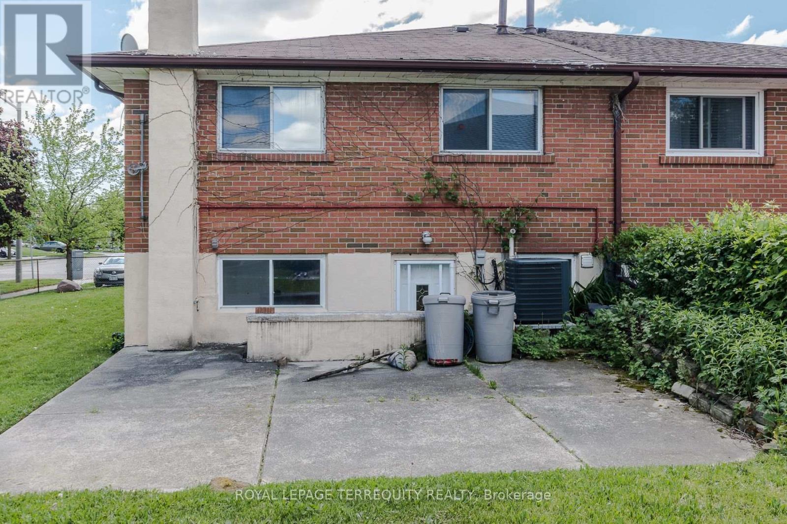 783 Annamore Road Property Photo 4