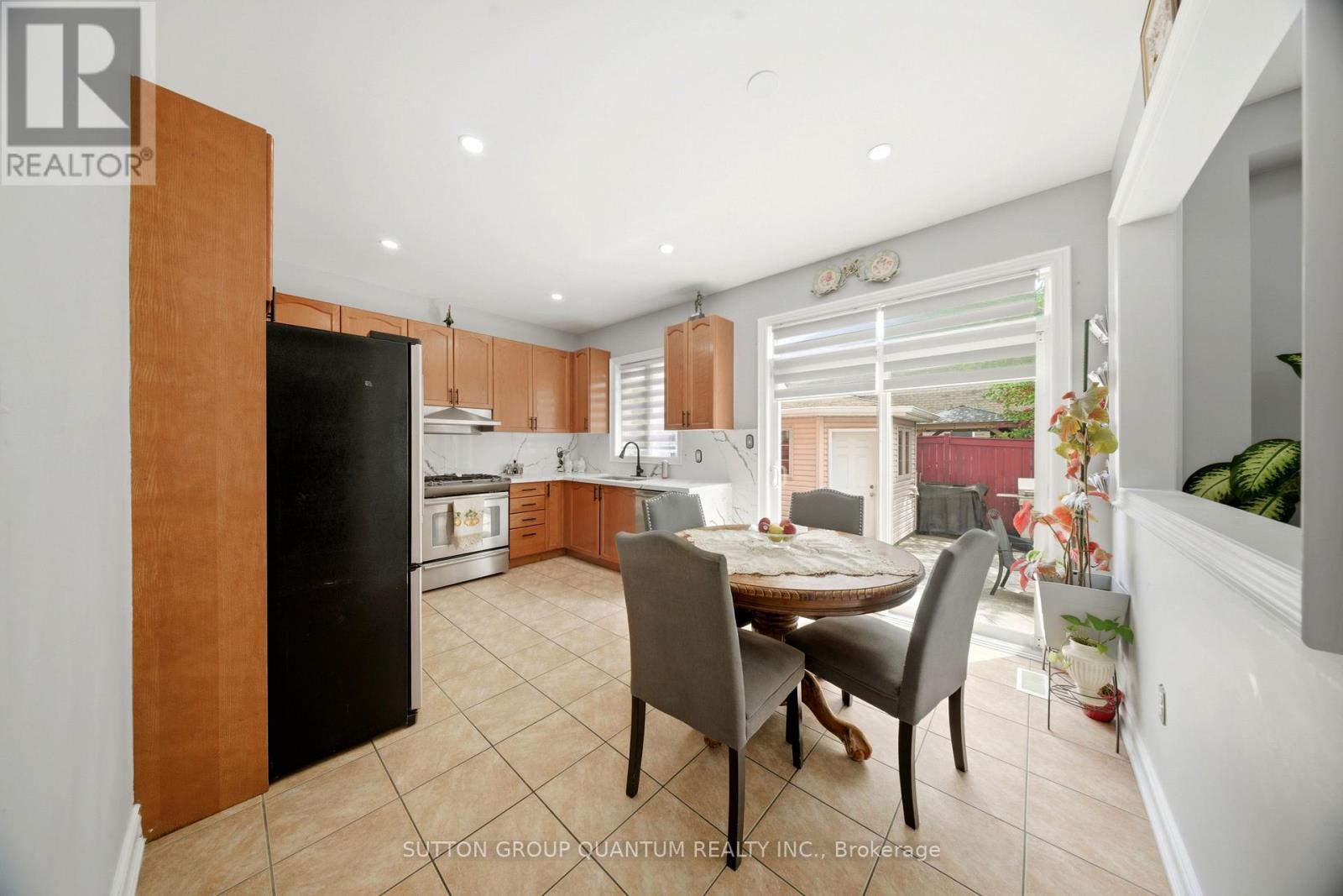 35 Devonsleigh Drive Property Photo 13