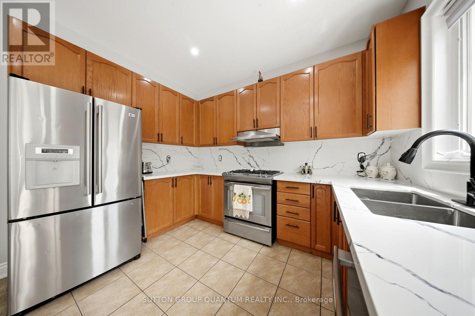 35 Devonsleigh Drive Property Photo 16