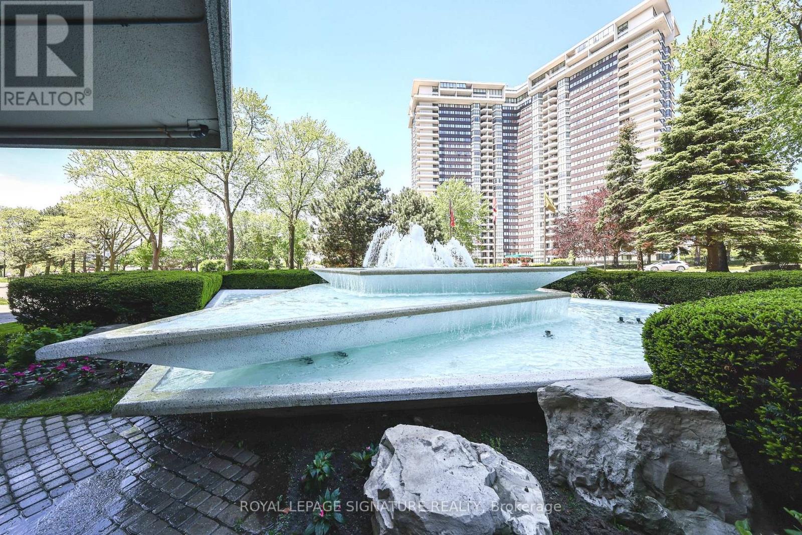803 - 1300 Bloor Street Property Photo 2