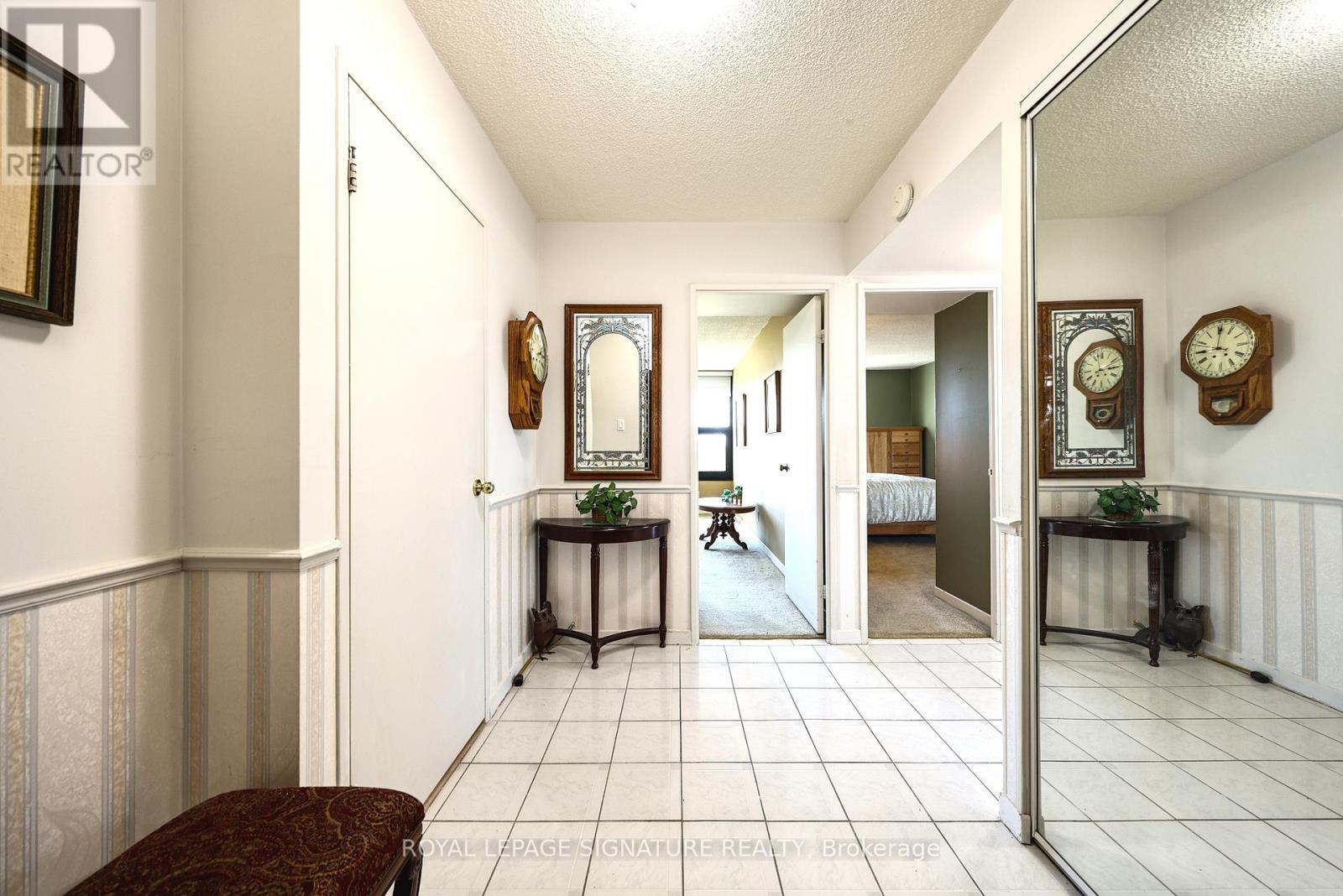 803 - 1300 Bloor Street Property Photo 5
