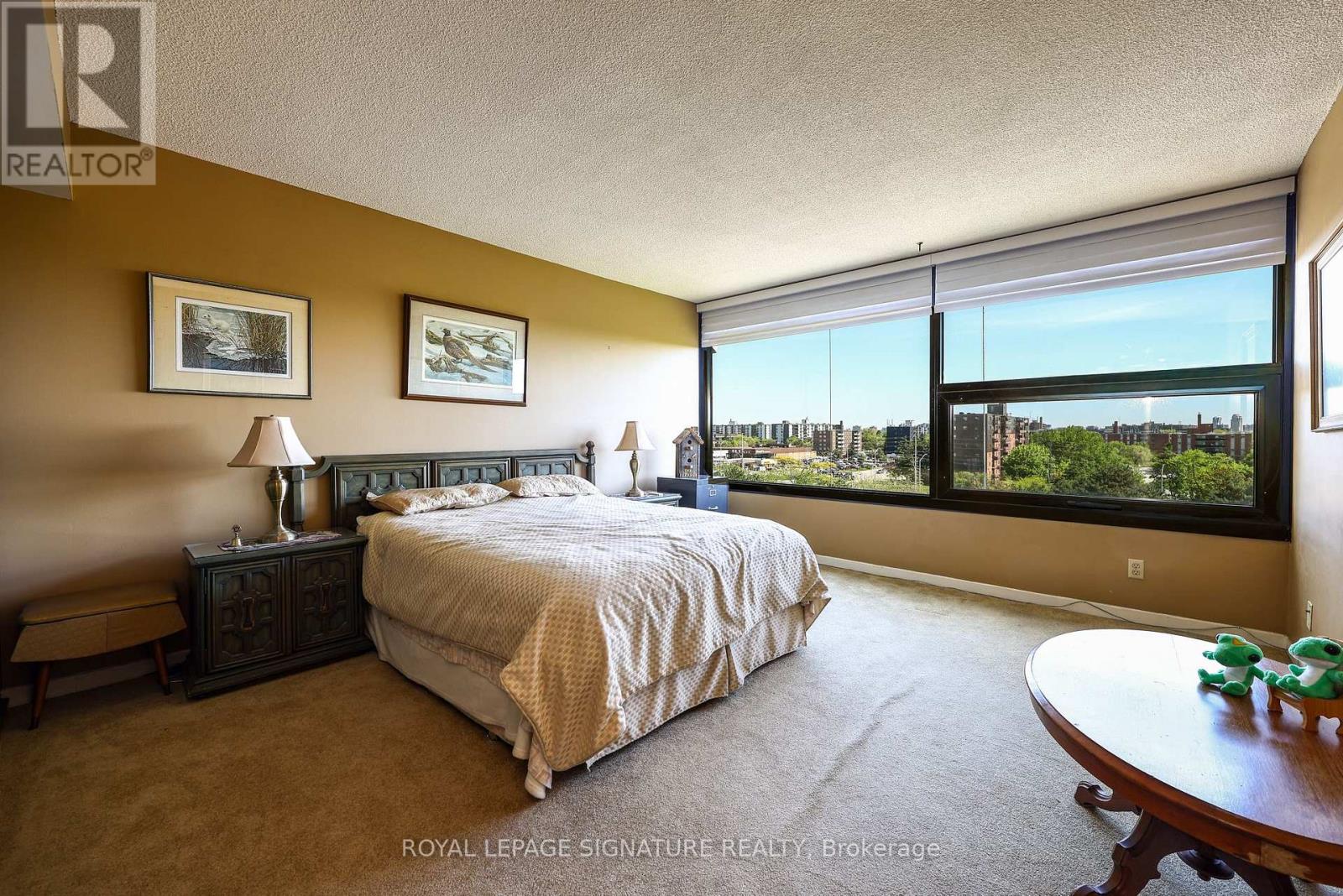 803 - 1300 Bloor Street Property Photo 7