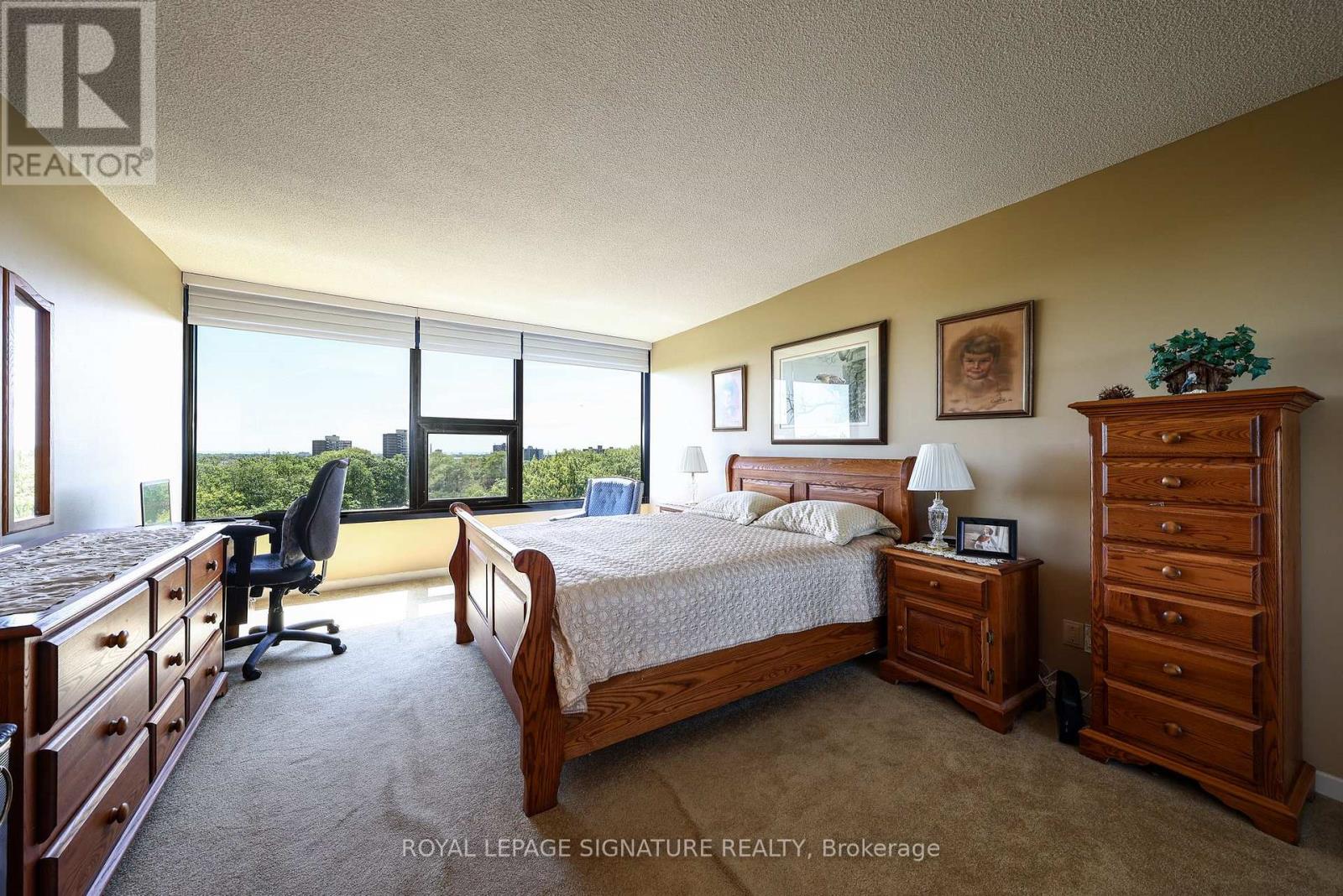 803 - 1300 Bloor Street Property Photo 28
