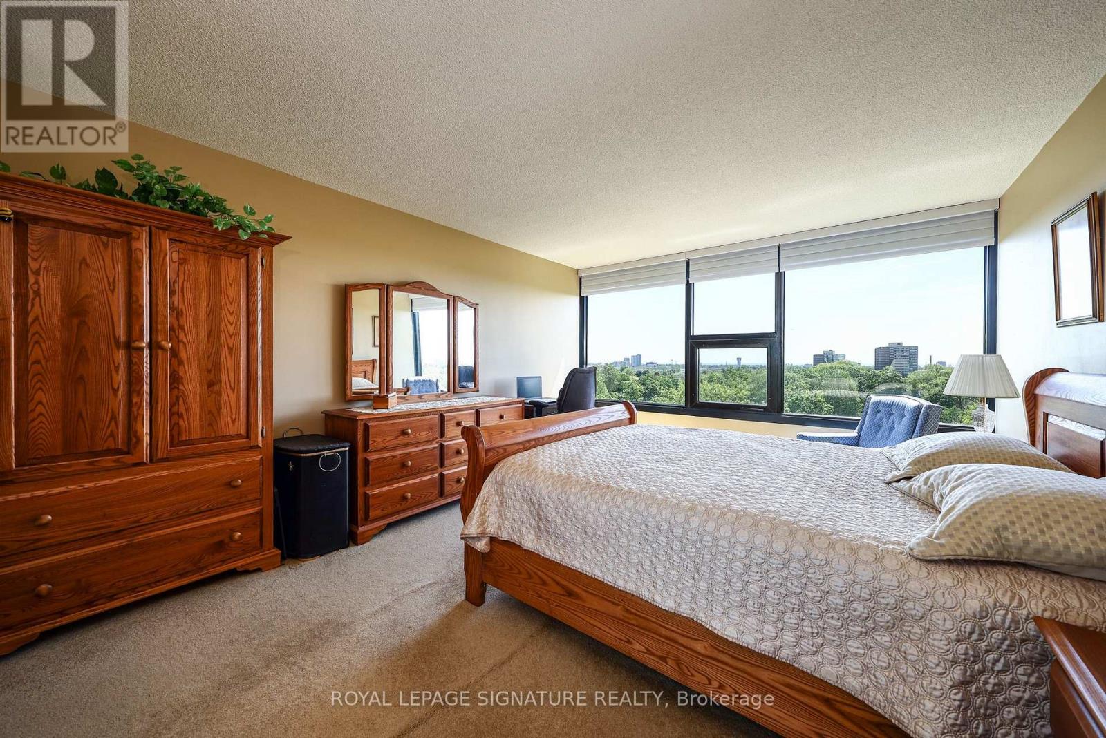 803 - 1300 Bloor Street Property Photo 29
