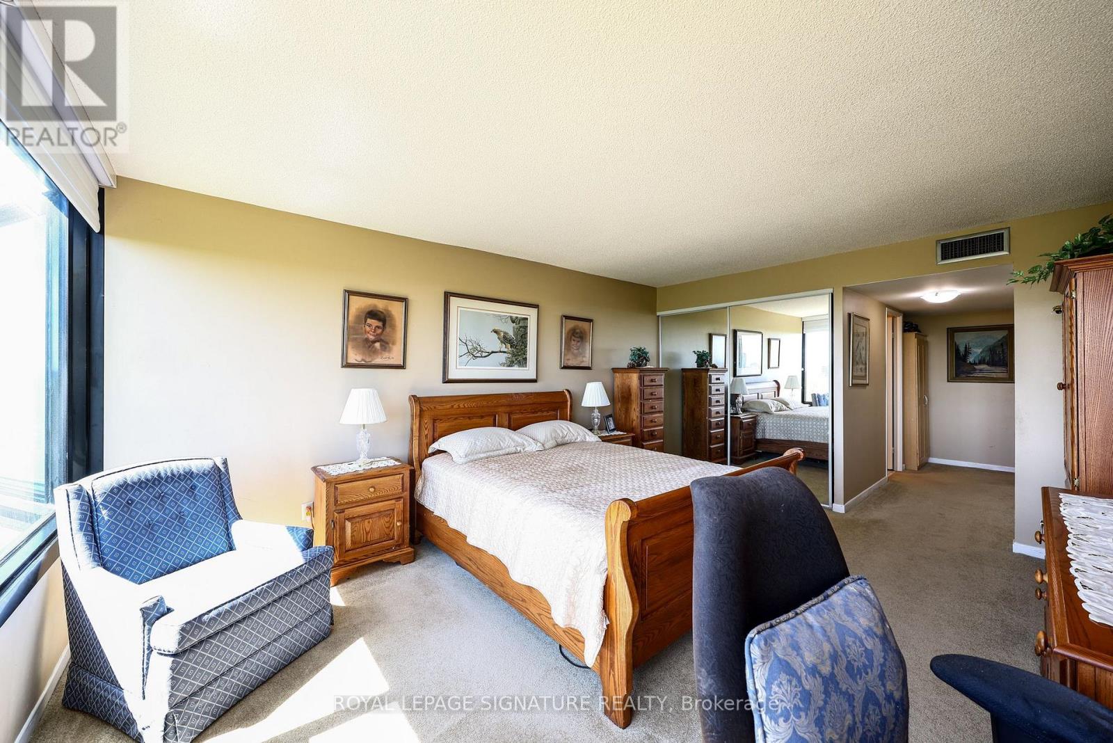 803 - 1300 Bloor Street Property Photo 30