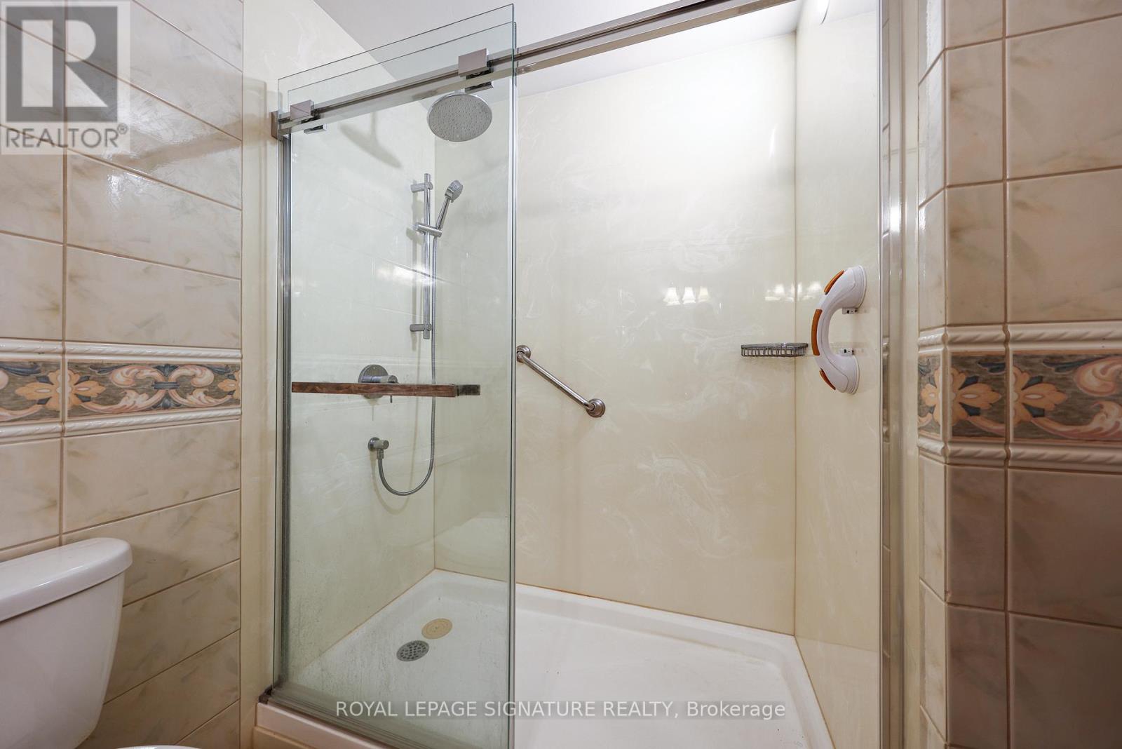 803 - 1300 Bloor Street Property Photo 33