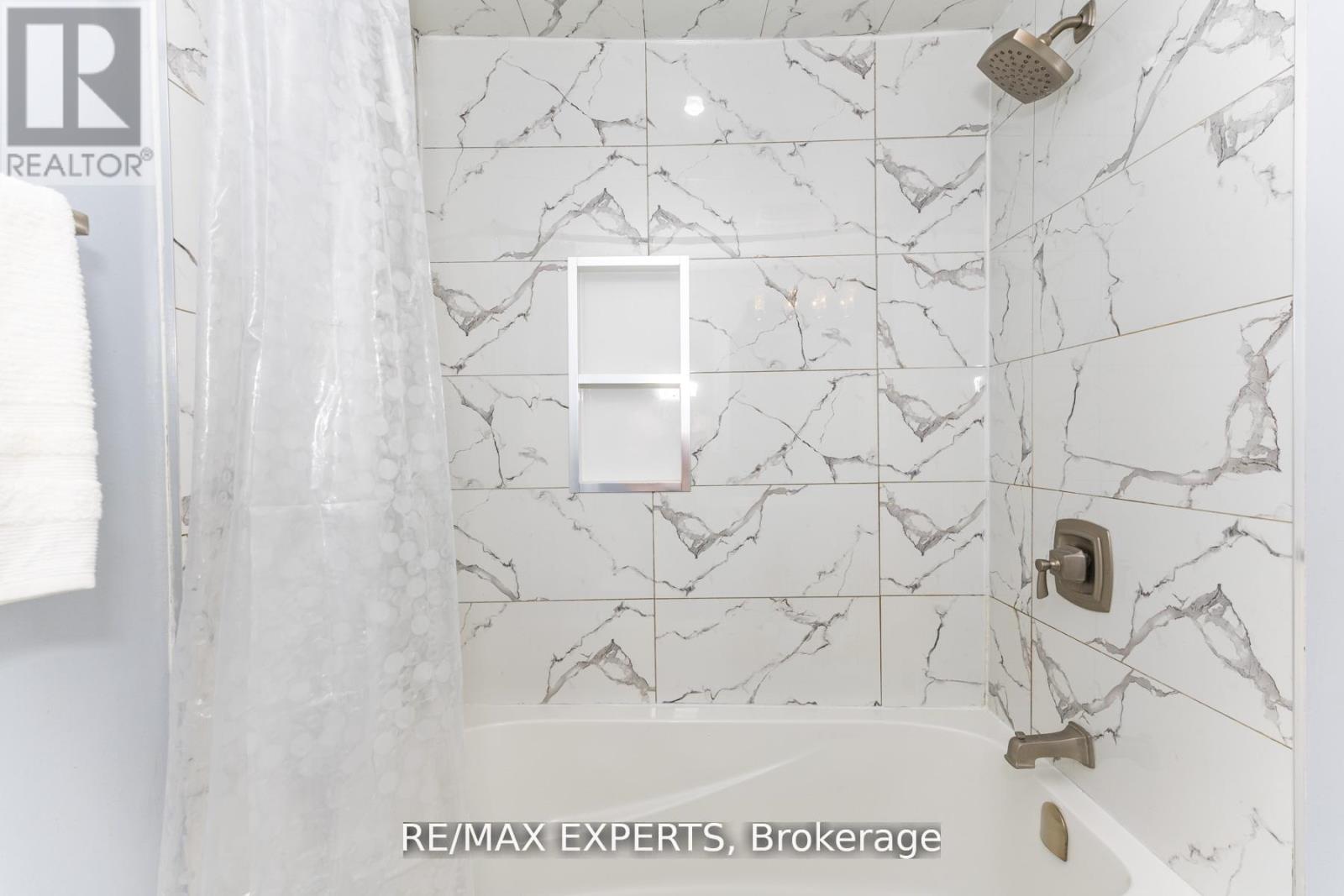 31 Carleton Place Property Photo 7
