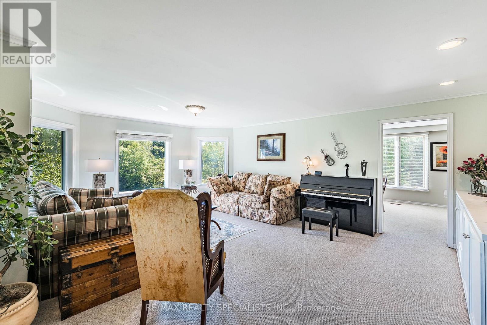 9 Mccartney Drive Property Photo 12
