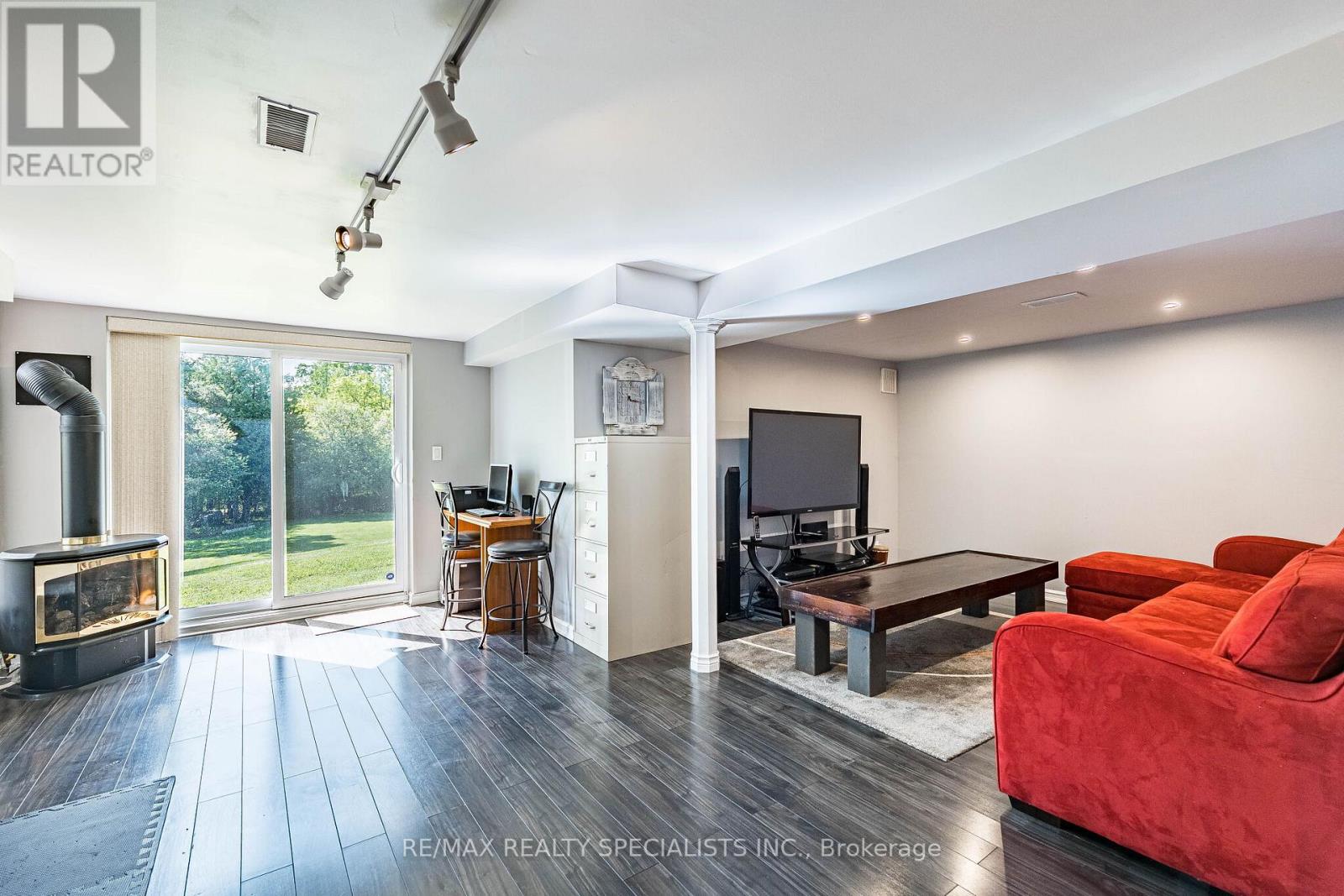 9 Mccartney Drive Property Photo 35