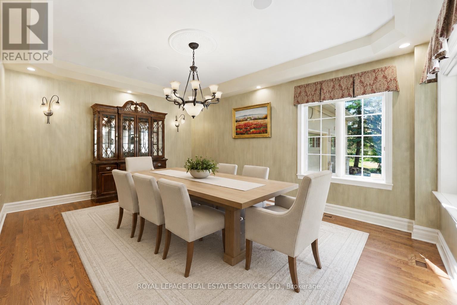 1227 Riverbank Way Property Photo 12