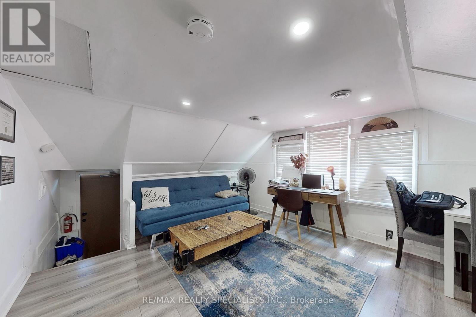8 Mill Street N Property Photo 3