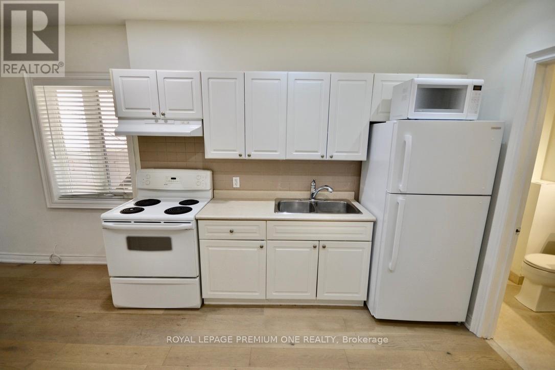 B - 312 Rustic Road Property Photo 8