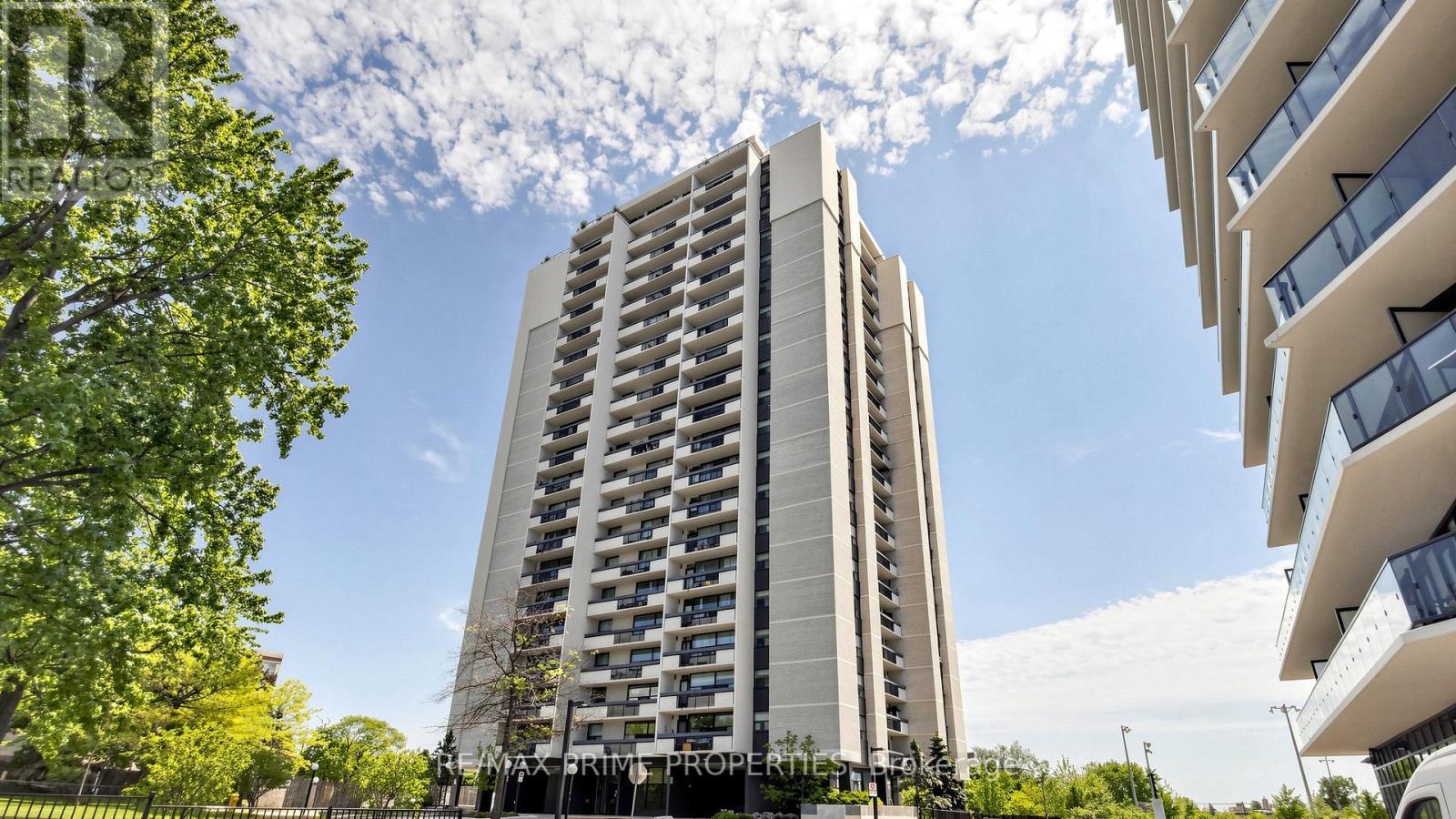1404 - 1455 Lawrence Avenue W Property Photo 1