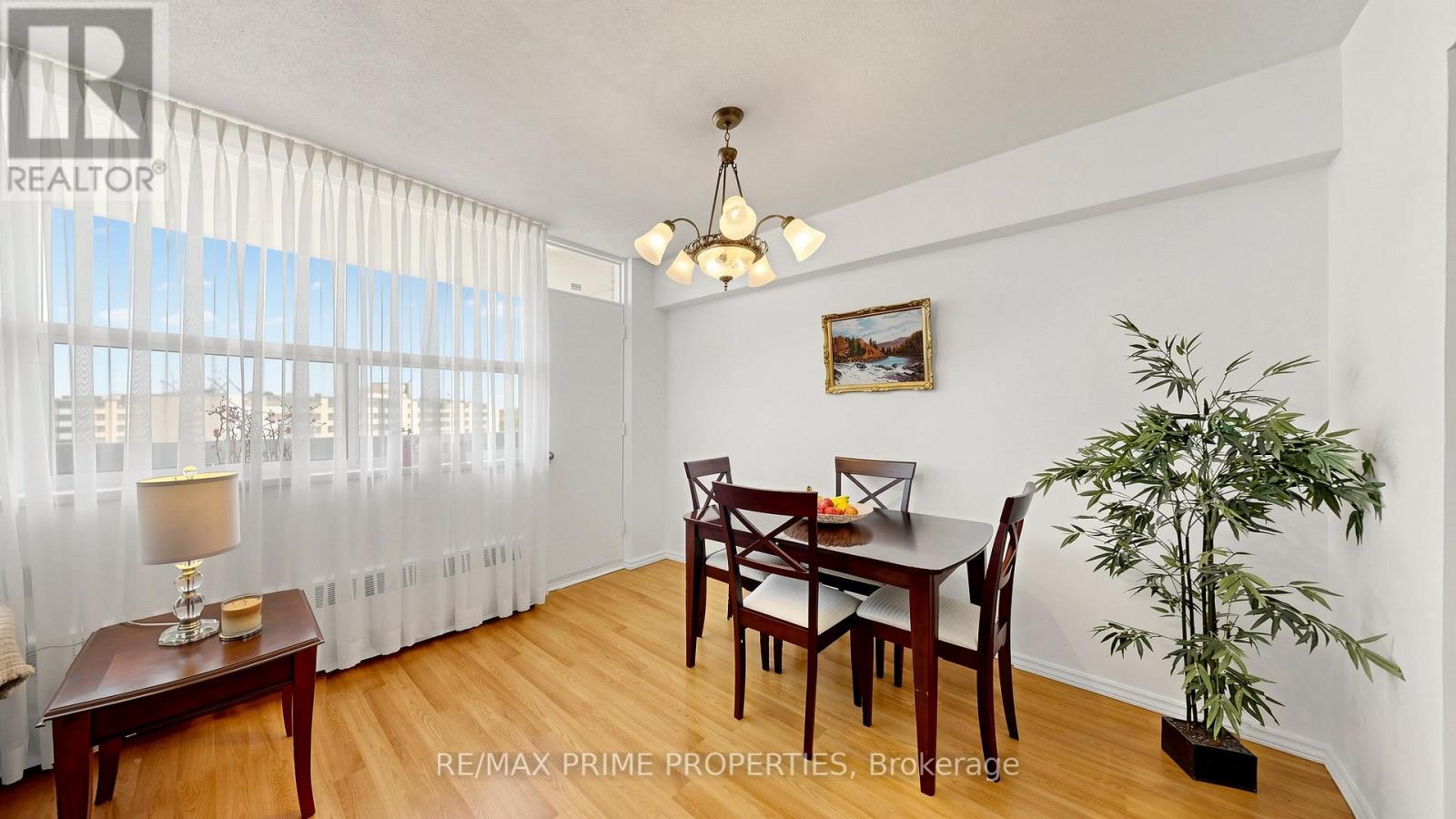 1404 - 1455 Lawrence Avenue W Property Photo 12