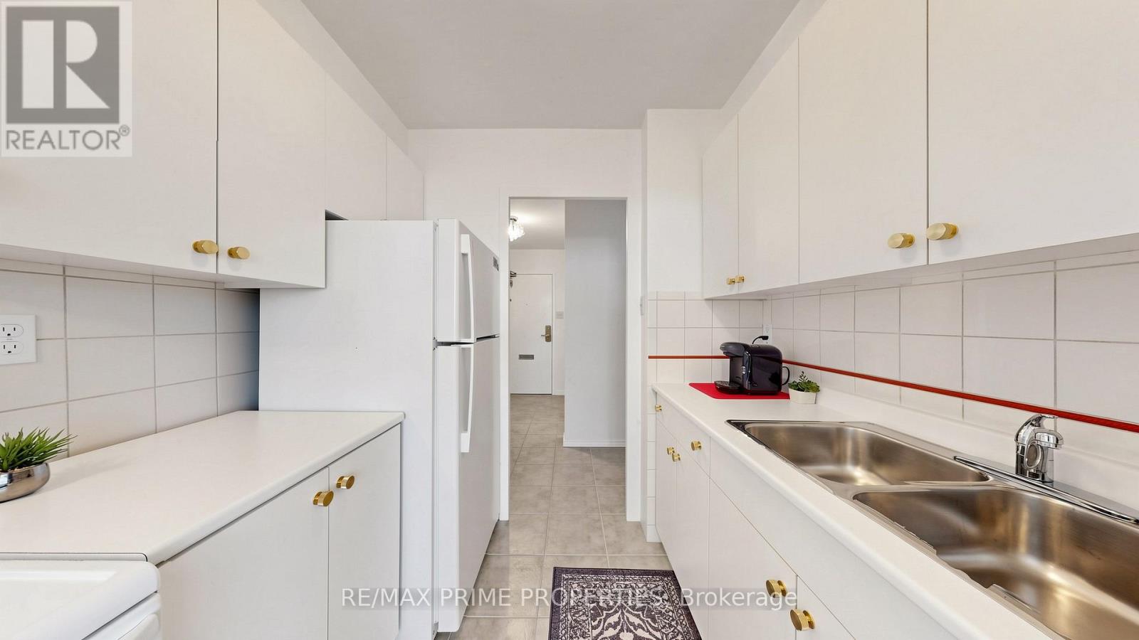 1404 - 1455 Lawrence Avenue W Property Photo 18