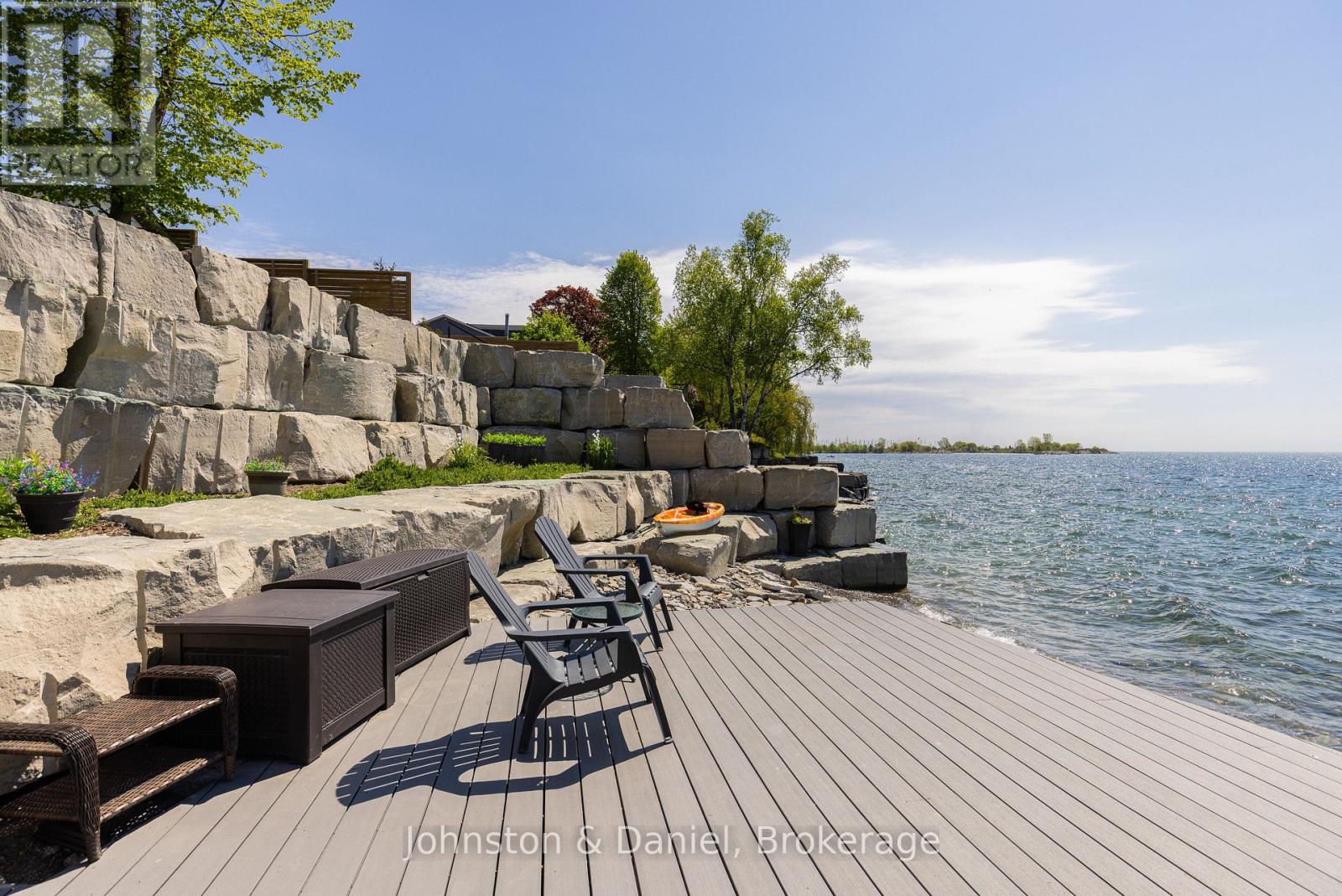 99 Lake Promenade Property Photo 1