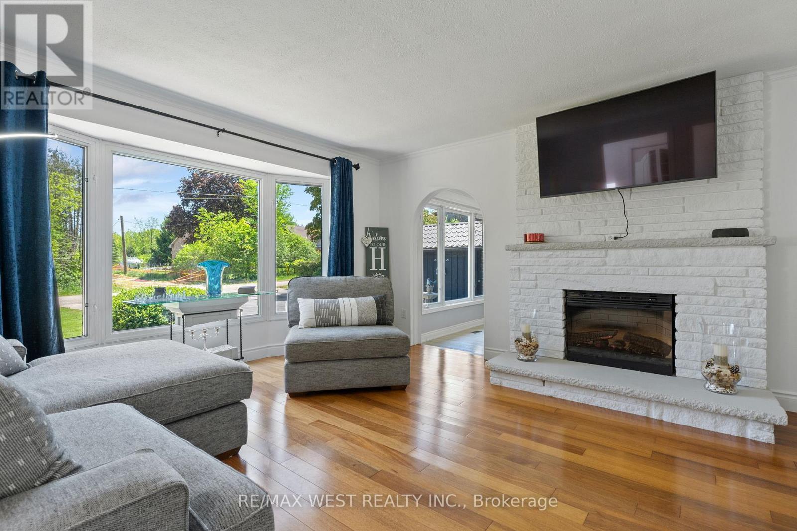 16731 Leslie Hill Road Property Photo 8