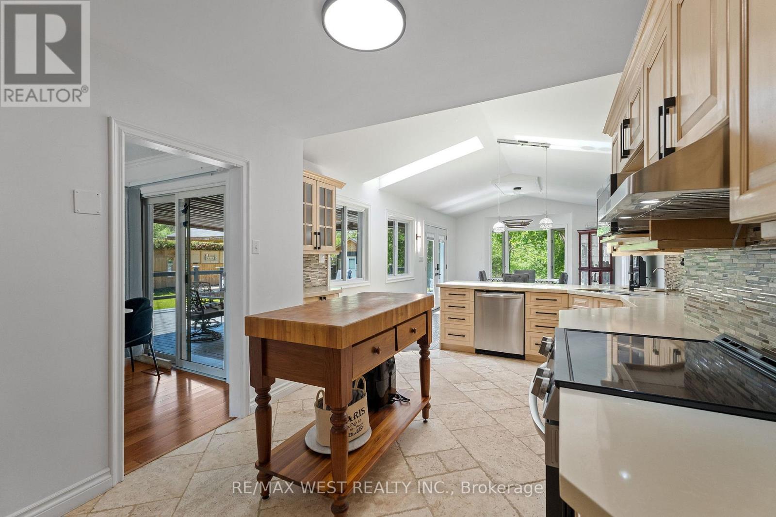 16731 Leslie Hill Road Property Photo 12