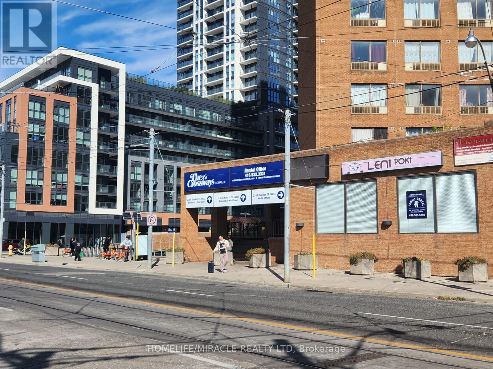 G11 - 2340 Dundas Street W Property Photo 5