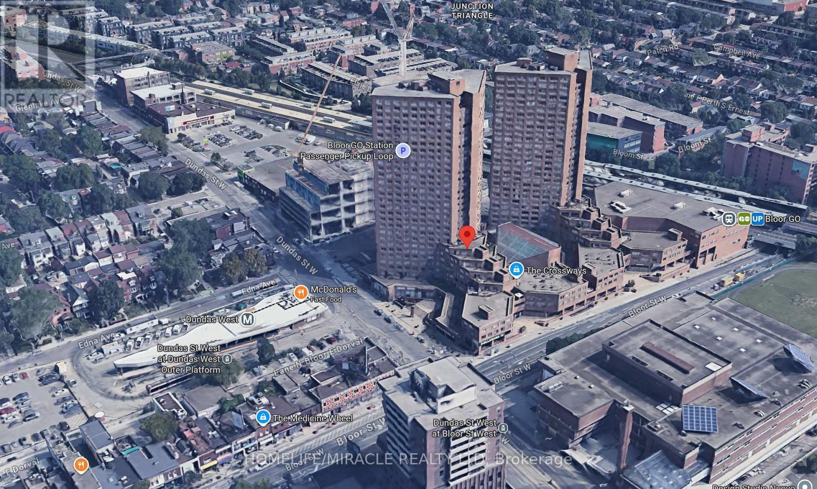 G11 - 2340 Dundas Street W Property Photo 45