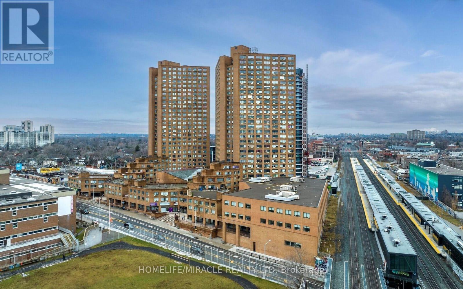 G11 - 2340 Dundas Street W Property Photo 46