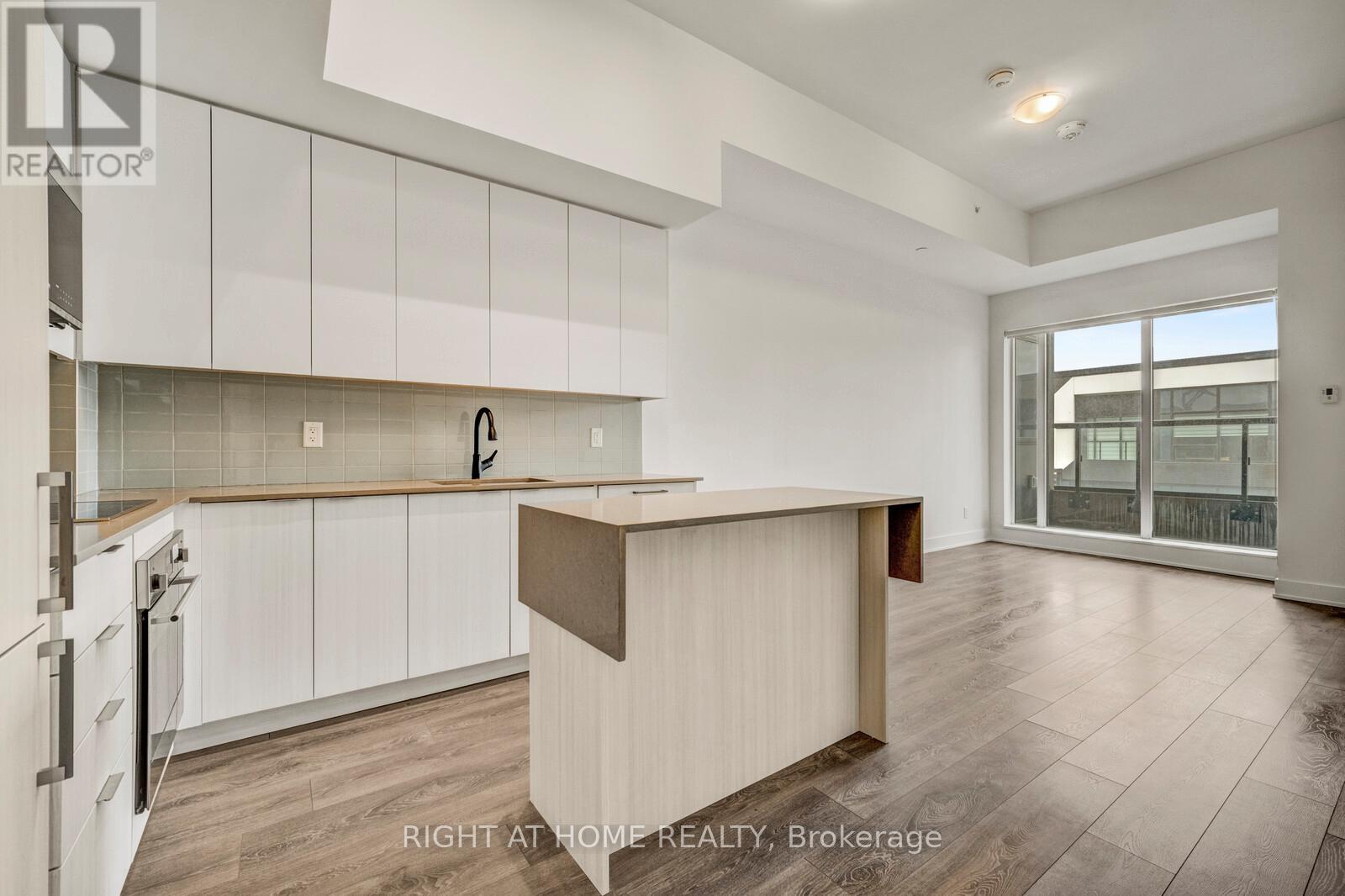 459 - 2481 Taunton Road Property Photo 6