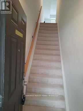 8 - 4015 Hickory Drive Property Photo 2