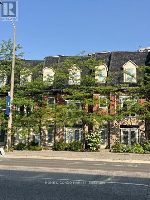 3 - 194 Lakeshore Road W Property Photo 1