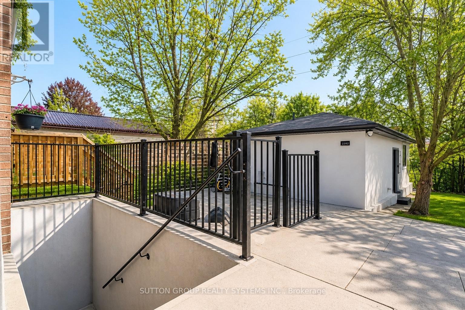2280 Wiseman Court Property Photo 18