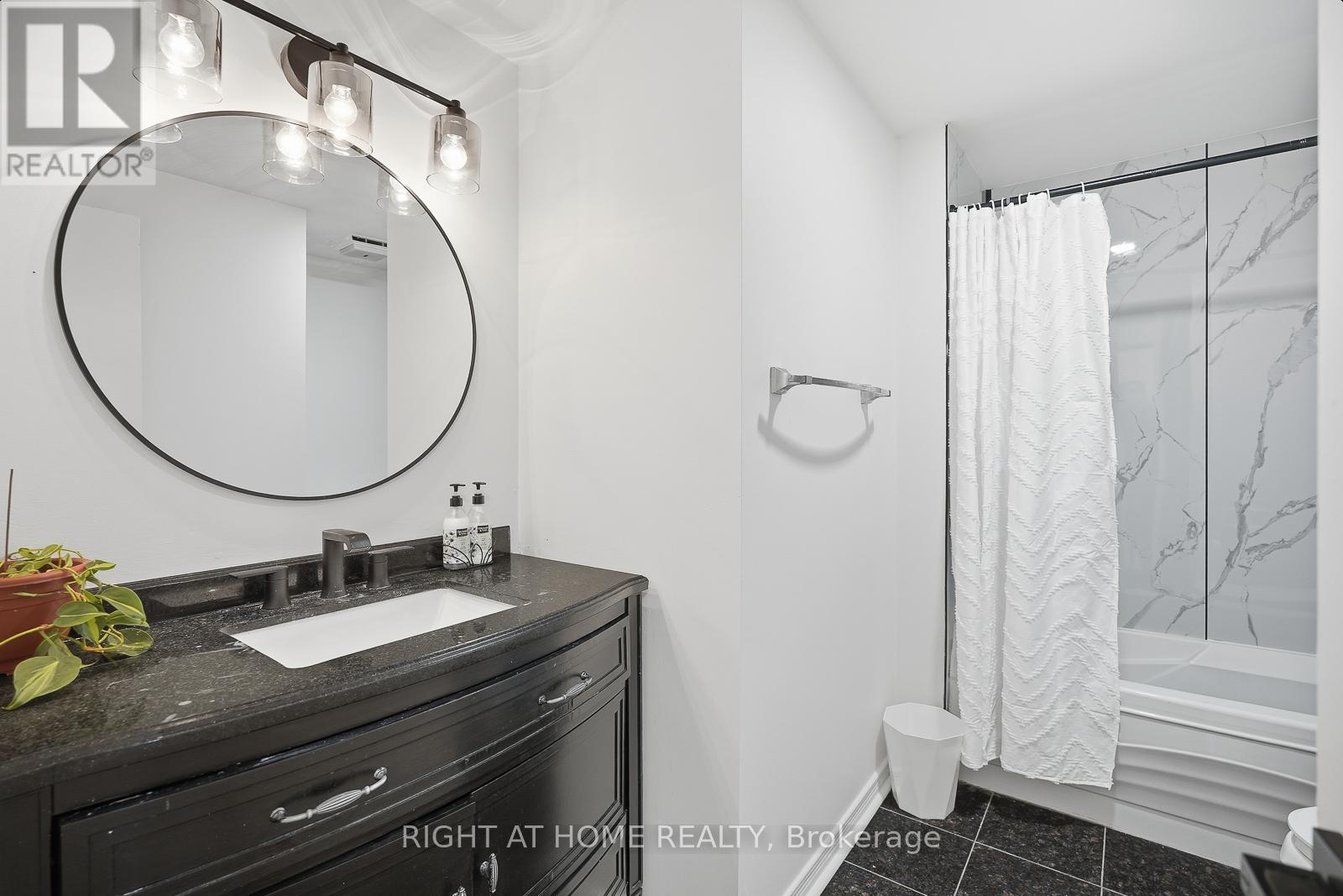216 Fleetwood Crescent Property Photo 35
