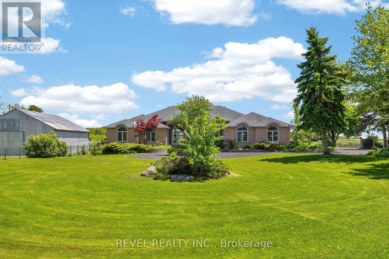 2738 Lower Base Line Property Photo 6