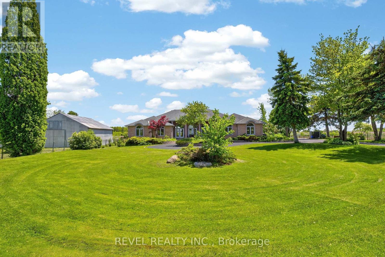 2738 Lower Base Line Property Photo 8