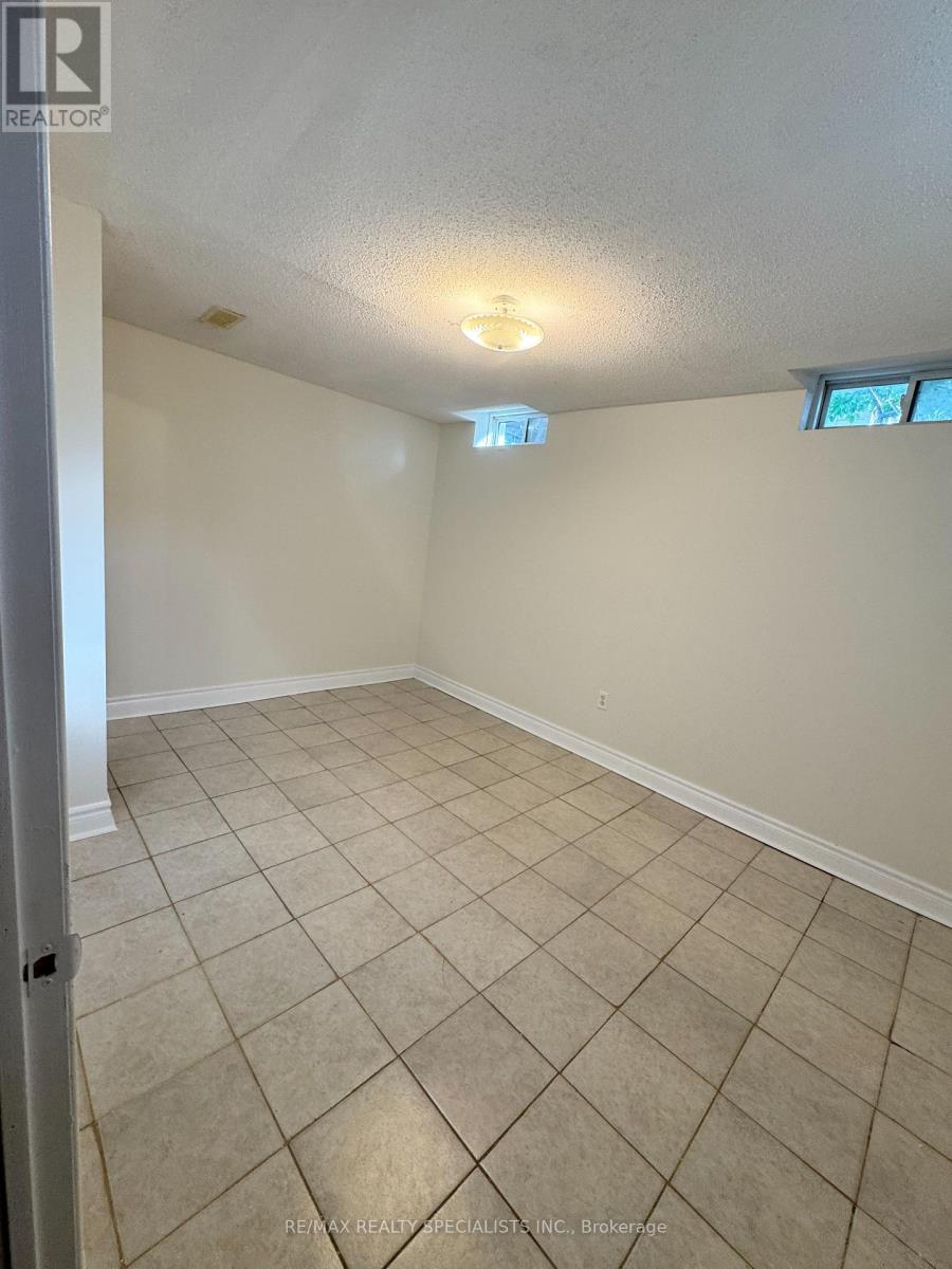 BSMT - 5834 RAFTSMAN COVE