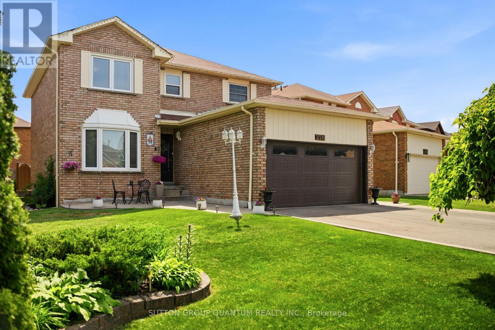 276 Lech Walesa Drive Property Photo 2