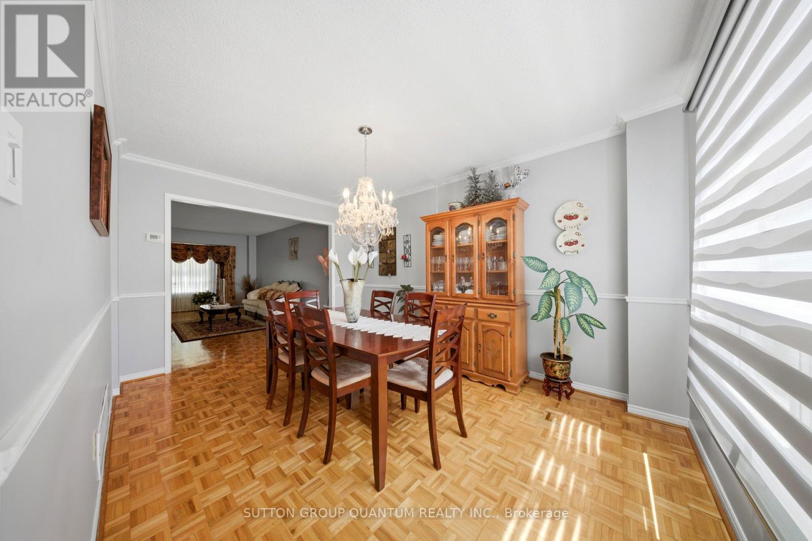 276 Lech Walesa Drive Property Photo 10
